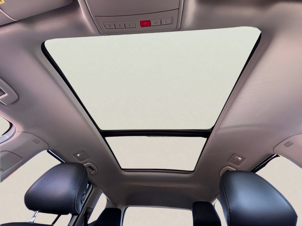 Used 2019 Volkswagen Atlas SE w/ Panoramic Sunroof Package FWD image 8