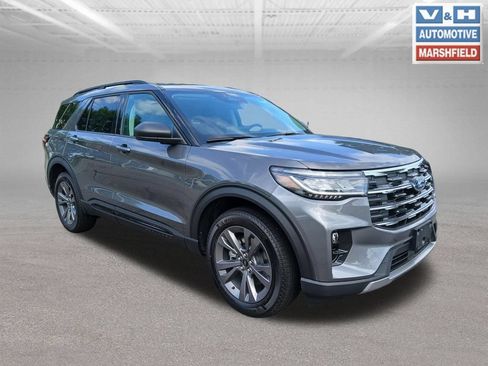 New 2026 Ford Explorer Active w/ Active Comfort Package AWD/4WD image 1