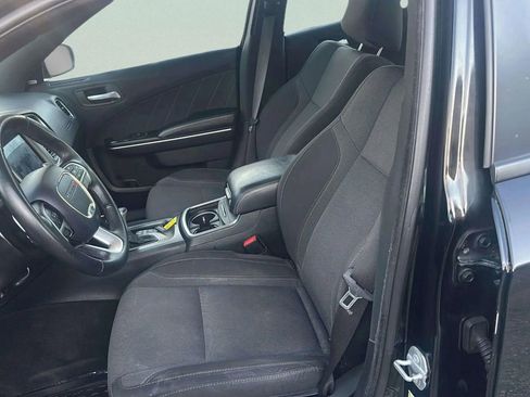 Used 2017 Dodge Charger R/T image 20