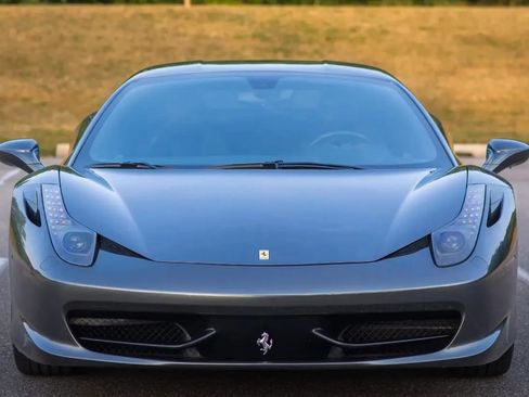 Used 2011 Ferrari 458 Italia Coupe RWD image 10