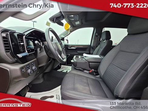 Used 2023 Chevrolet Silverado 1500 LT AWD/4WD image 22