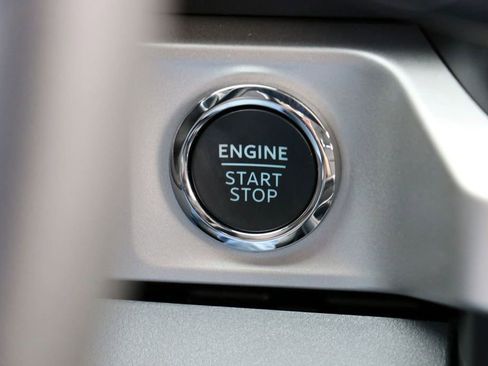 New 2026 Ford F250 XLT w/ XLT Premium Package image 14