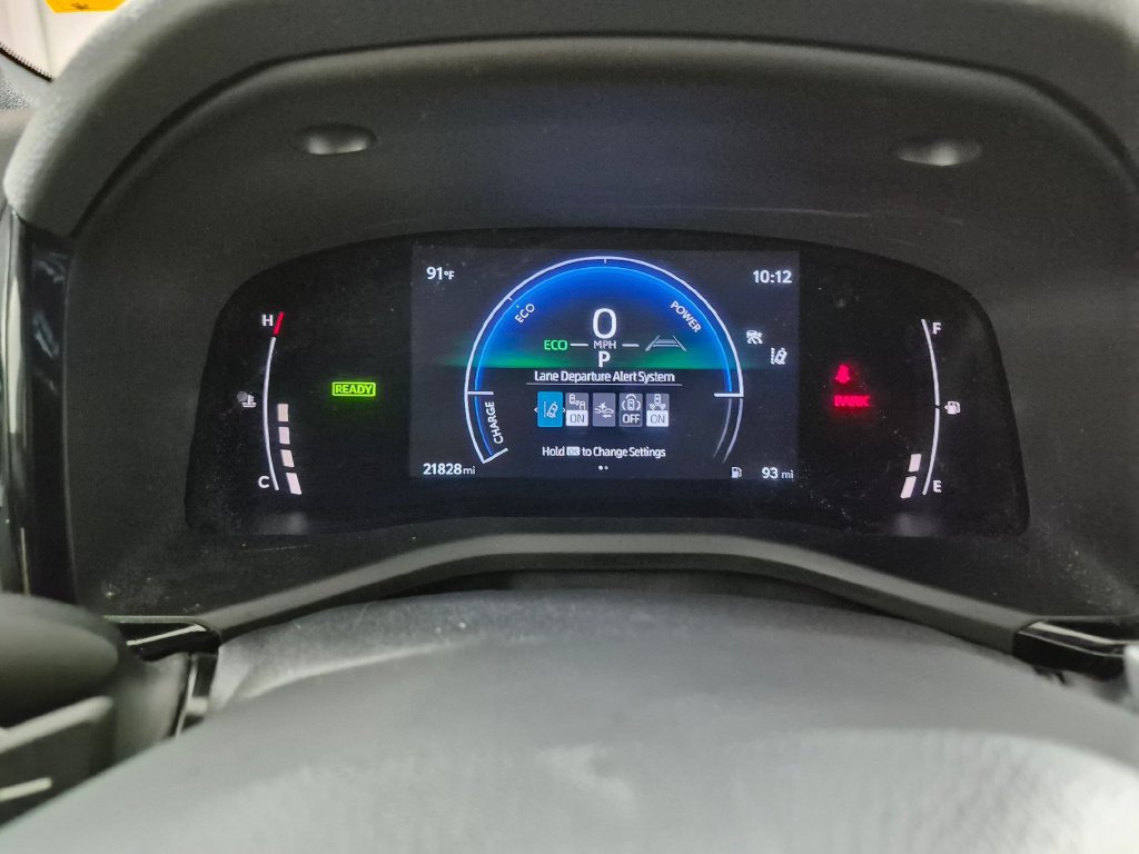 Used 2025 Toyota Camry SE FWD image 16