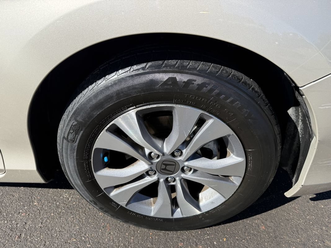 Used 2015 Honda Accord LX image 33