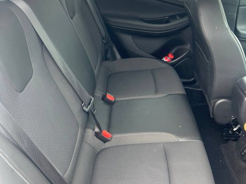 Used 2023 Buick Encore GX Preferred w/ Cold Weather Comfort Package FWD image 11