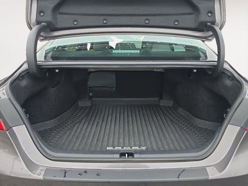 Used 2023 Toyota Camry SE w/ Cold Weather Package image 13