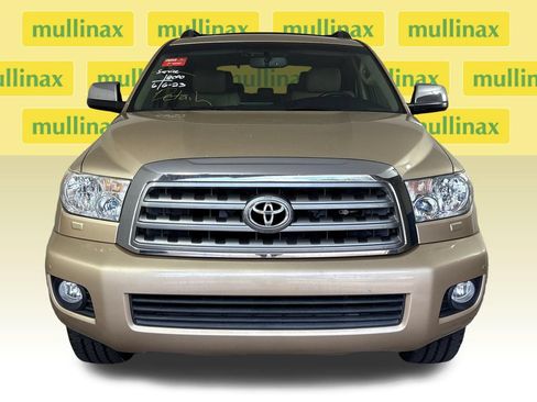 Used 2017 Toyota Sequoia Limited w/ Safety & Convenience Package AWD/4WD image 22