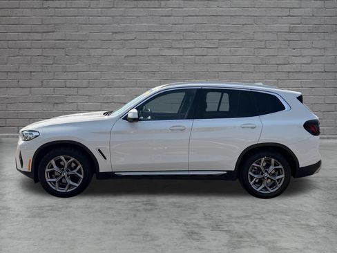 Used 2024 BMW X3 xDrive30i AWD/4WD image 3