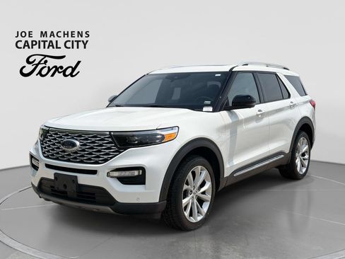 Used 2023 Ford Explorer Platinum w/ Technology Package AWD/4WD image 9