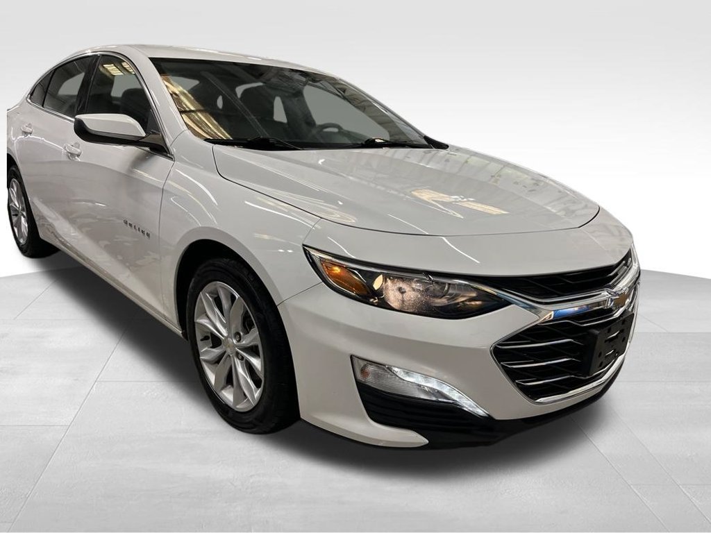 Used 2025 Chevrolet Malibu LT FWD image 7