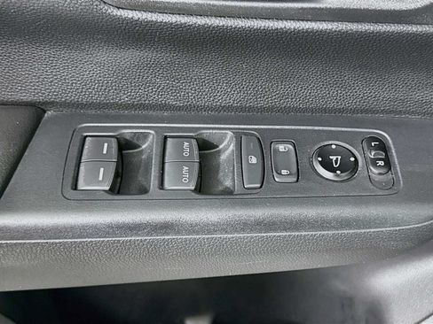 Used 2025 Honda CR-V EX image 23