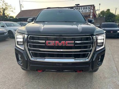 Used 2022 GMC Yukon AT4 AWD/4WD image 2