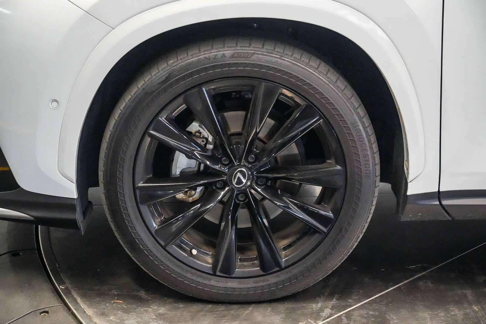 Used 2025 Lexus NX 450h+ F Sport w/ Accessory Package (2T) AWD/4WD image 9