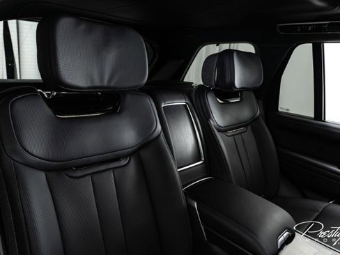 Used 2024 Land Rover Range Rover SV image 60
