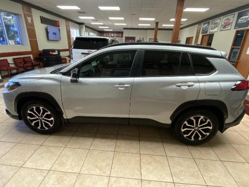 Used 2025 Toyota Corolla Cross AWD Hybrid image 2