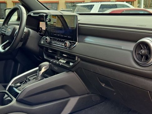 Used 2024 Chevrolet Colorado LT w/ LT Convenience Package image 19