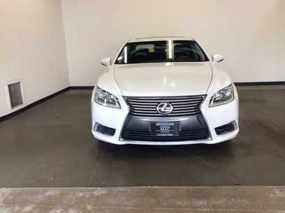 Used 2016 Lexus LS 460 AWD w/ Comfort Package
