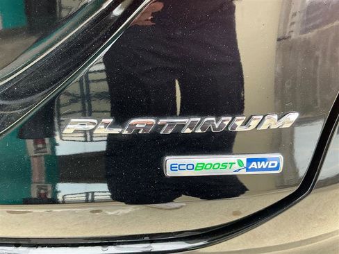 Used 2017 Ford Fusion Platinum image 22