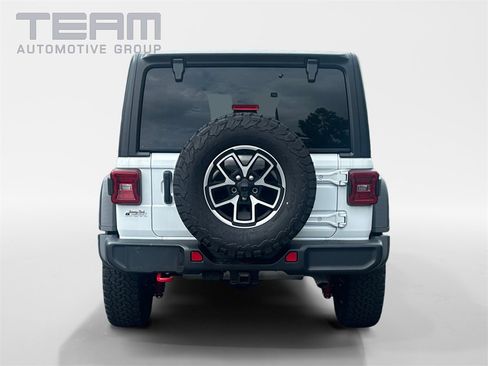 Used 2024 Jeep Wrangler Unlimited Rubicon image 6