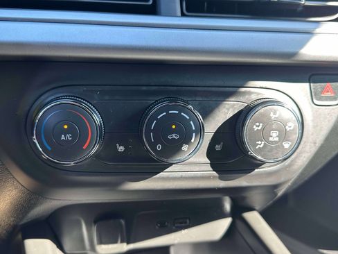 Used 2024 Chevrolet Trax RS image 26