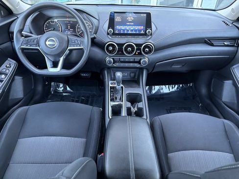 Used 2024 Nissan Sentra SV FWD image 20