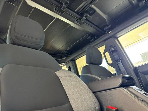 Used 2025 Ford Bronco Big Bend AWD/4WD image 16