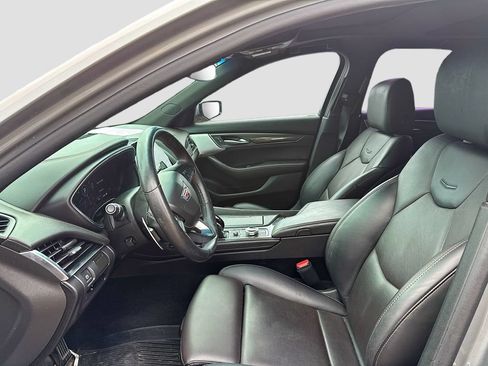 Used 2024 Cadillac CT5 V w/ Premium Package RWD image 10