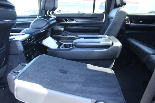 Used 2024 Jeep Grand Wagoneer L Series II w/ Quick Order Packagew 28T AWD/4WD image 53