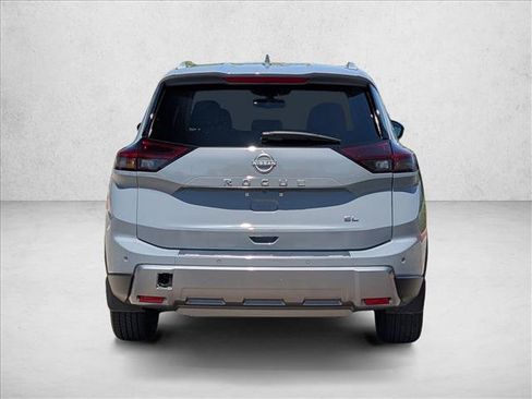 Used 2024 Nissan Rogue SL w/ SL Premium Package FWD image 6