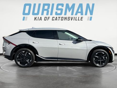 New 2025 Kia EV6 Wind image 7