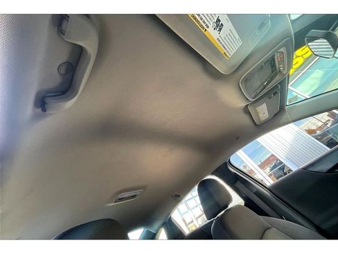 Used 2022 Chevrolet Malibu LT image 18