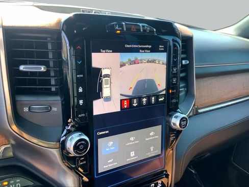 Used 2022 RAM 1500 Limited AWD/4WD image 27
