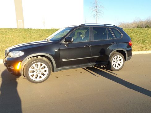 Used 2013 BMW X5 xDrive35i image 9