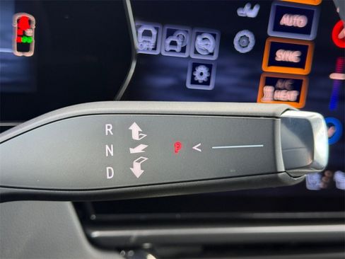 New 2026 Chevrolet Equinox EV RS image 19