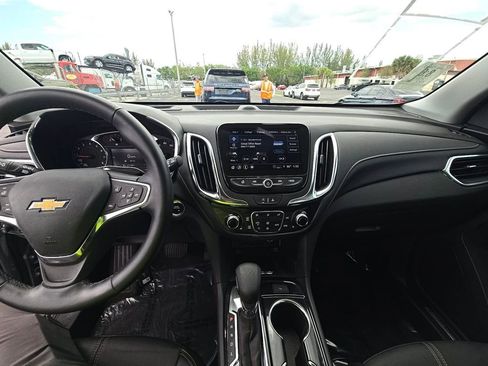 Used 2024 Chevrolet Equinox Premier image 12