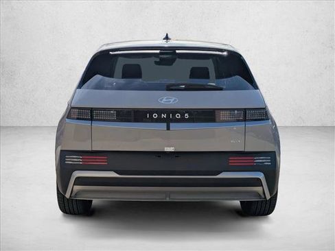 New 2026 Hyundai Ioniq 5 SE image 8