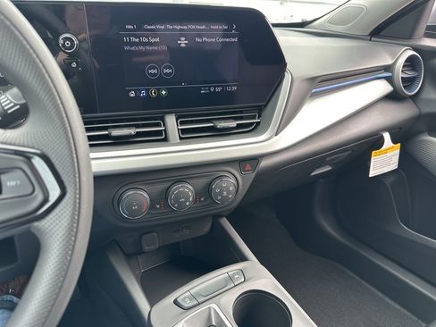 New 2026 Chevrolet Trax LS w/ LS Convenience Package image 42