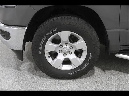 Used 2020 RAM 1500 Big Horn AWD/4WD image 22