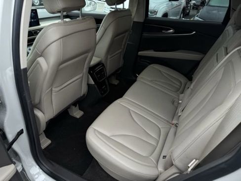 Used 2022 Lincoln Nautilus AWD image 19