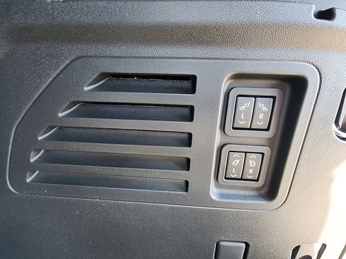 New 2026 Buick Enclave Sport Touring w/ Power Package image 35