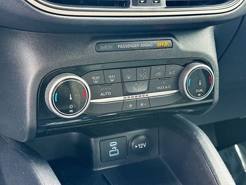 Used 2022 Ford Escape SE w/ Convenience Package image 17