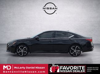 Used 2025 Nissan Altima 2.5 SR w/ SR Premium Package FWD video 3