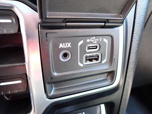 Used 2022 Jeep Gladiator Mojave w/ Cold Weather Group AWD/4WD image 20