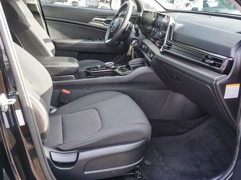 Certified 2023 Kia Sportage LX AWD/4WD image 13