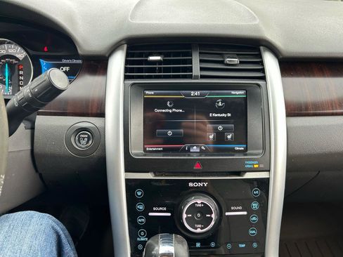 Used 2011 Ford Edge Limited w/ 302A Rapid Spec Order Code FWD image 19