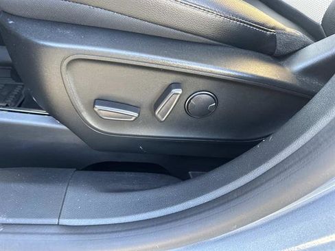 Used 2022 Ford Escape Titanium w/ Titanium Elite Package image 11