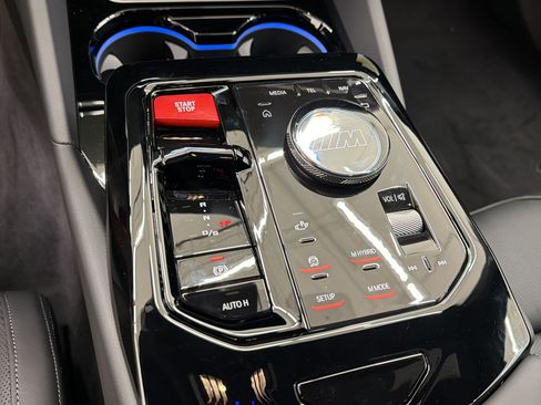 New 2026 BMW M5 w/ Executive Package AWD/4WD image 18