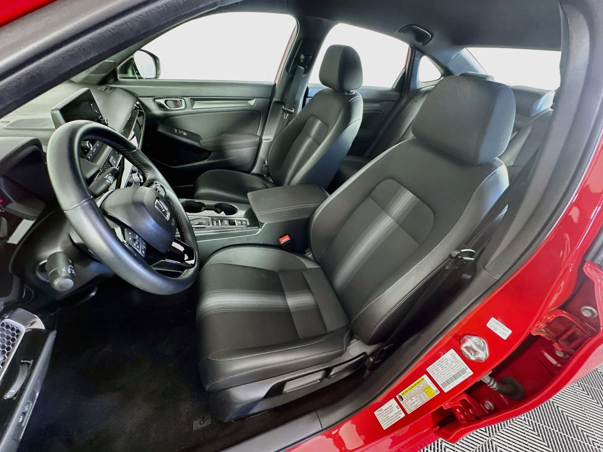 Used 2025 Honda Civic Sport image 13