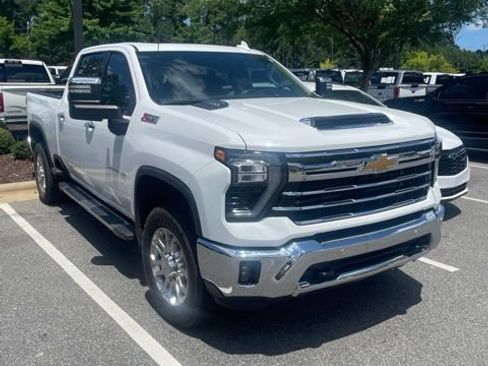 Used 2024 Chevrolet Silverado 2500 LTZ w/ LTZ Premium Package AWD/4WD image 2