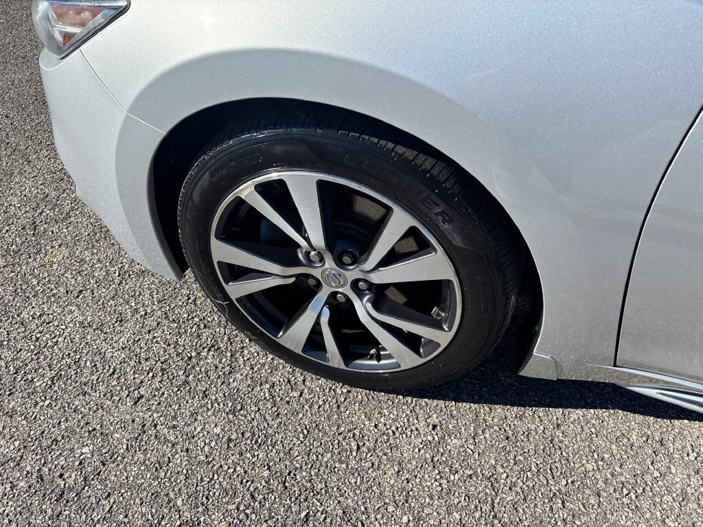 Used 2017 Nissan Maxima 3.5 SL FWD image 30